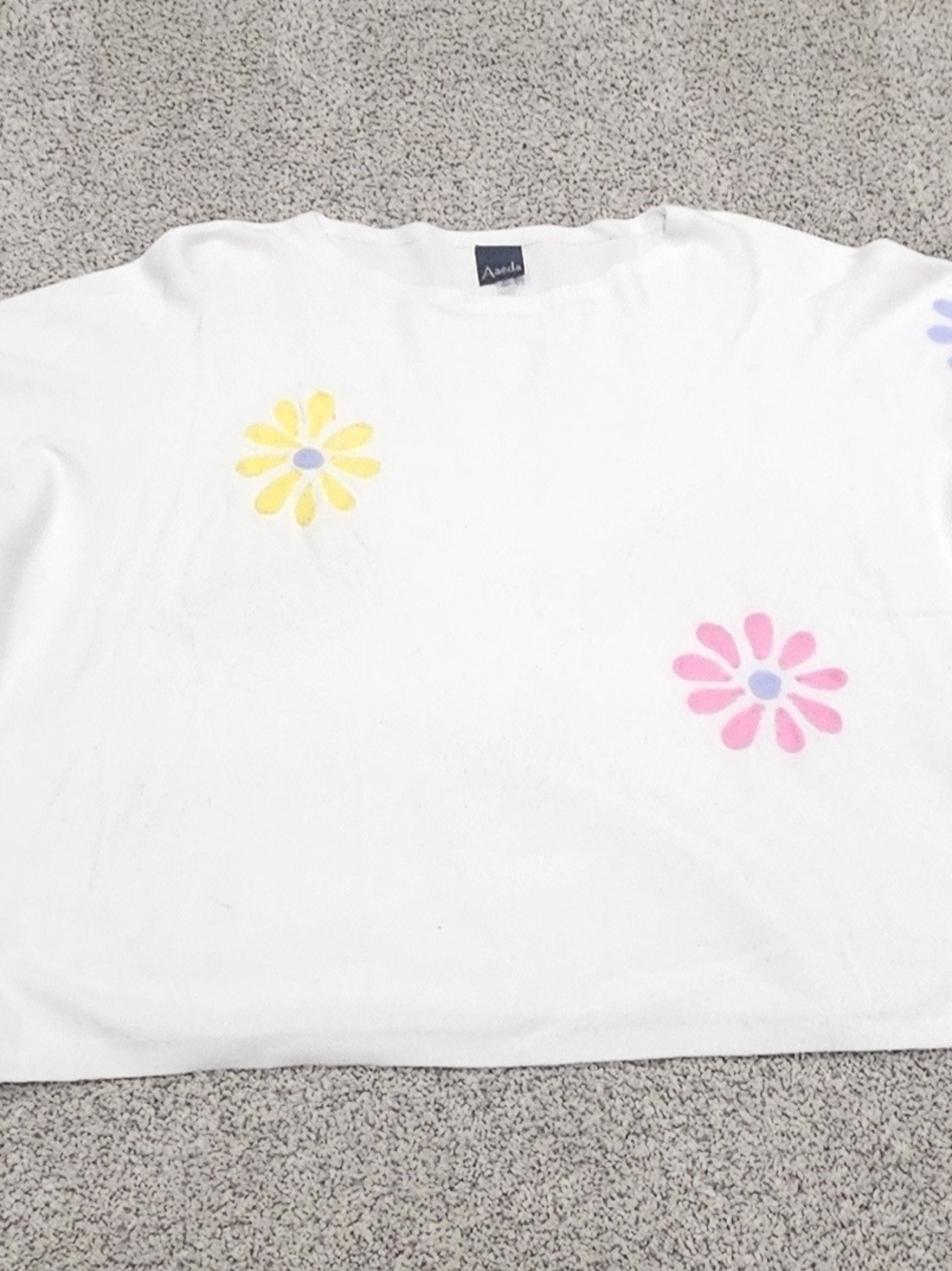 Aaeda White Floral Crewneck Sweater - Pink & Yellow Daisy Accents